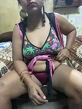 Snapshot of Tameesh_sexy_mistress chatting on 9, 7, 2026 Tameesh sexy mistress online show from 9, 7, 2026