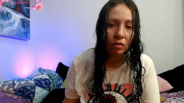 Snapshot of naihroby chatting on 10, 11, 2025 naihroby online show from 10, 11, 2025