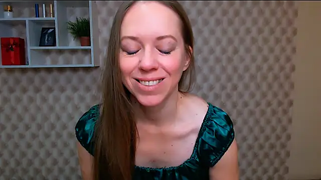 GloriaSi  online show from 17, 10, 2025