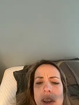 Annelibre online show from 9, 2, 2025