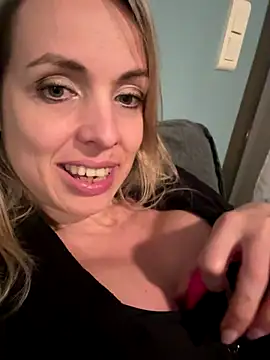 Annelibre online show from 26, 11, 2025