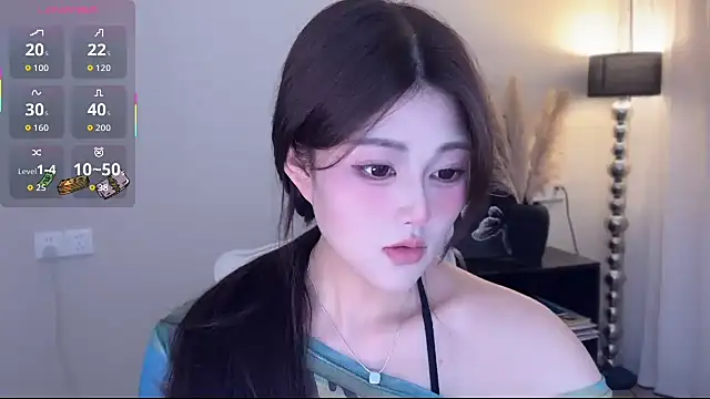 Strawberrybabyy1 online show from 31, 10, 2025