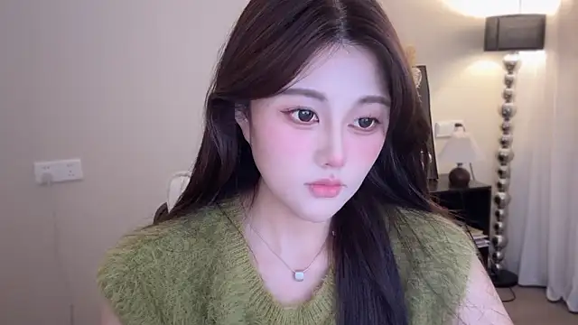 Strawberrybabyy1 online show from 1, 11, 2025