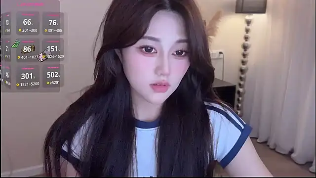 Strawberrybabyy1 online show from 23, 11, 2025