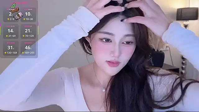 Strawberrybabyy1 online show from 29, 10, 2025