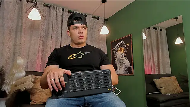 Jake Tylerr  online show from 15, 12, 2025