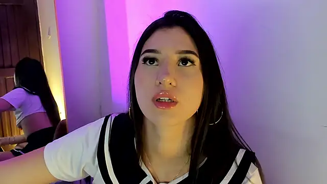 MilaHal  online show from 19, 12, 2025