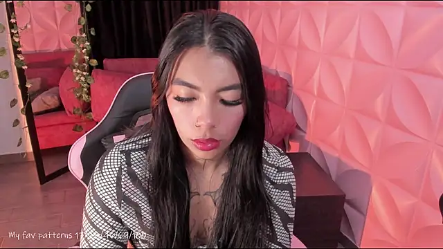 NattGomez online show from 25, 6, 2026