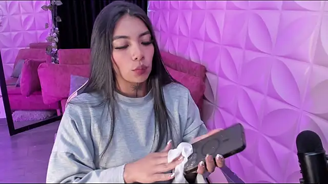 NattGomez online show from 22, 9, 2025