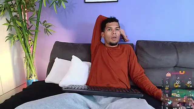 miaa lux online show from 21, 3, 2025