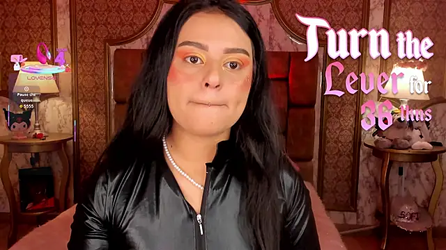 SoffiQueen online show from 17, 1, 2026