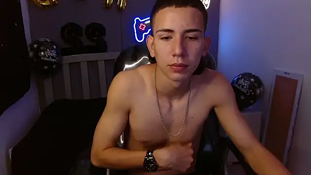 JackSwan18 online show from 4, 1, 2025