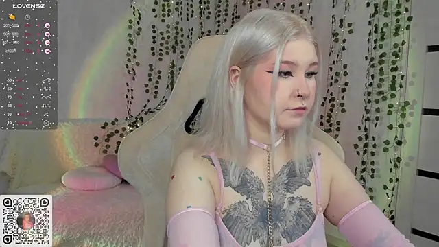 chillycharm online show from 13, 2, 2025