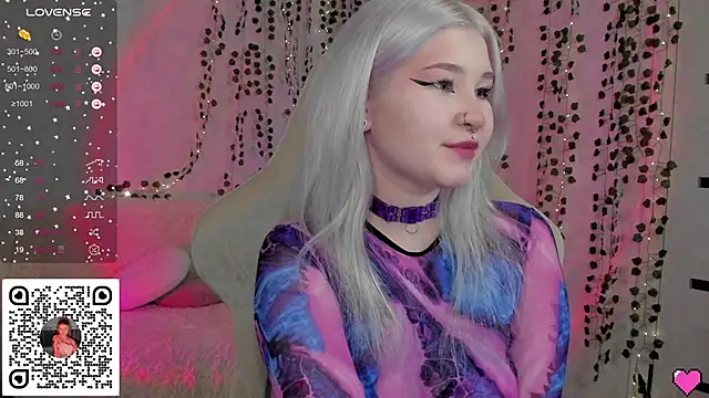 chillycharm online show from 30, 12, 2024