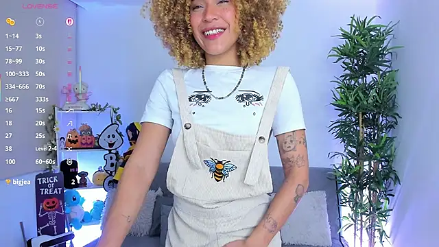 natty romanof 18 online show from 13, 10, 2025