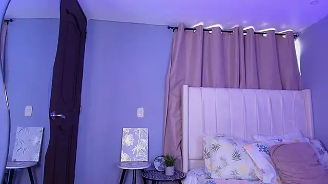 Shenoa1 online show from 3, 11, 2025