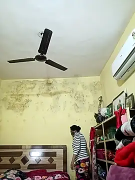 heenage online show from 12, 11, 2025