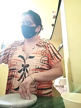 heenage online show from 9, 9, 2025