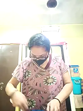 heenage online show from 16, 4, 2026