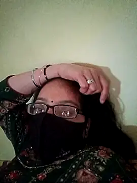 heenage online show from 27, 2, 2025