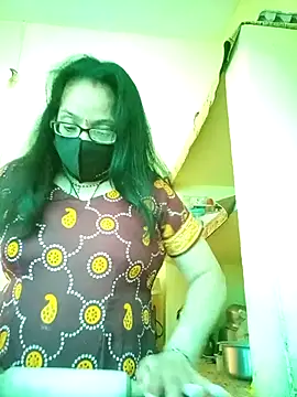 heenage online show from 11, 3, 2025