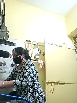 heenage online show from 25, 2, 2025