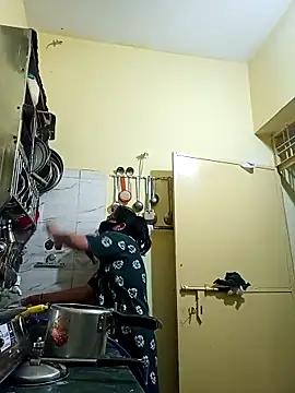 heenage online show from 20, 3, 2025