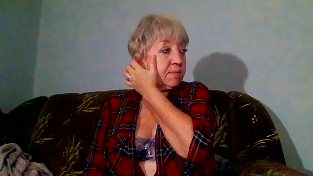 AnjelElinor online show from 9, 10, 2025