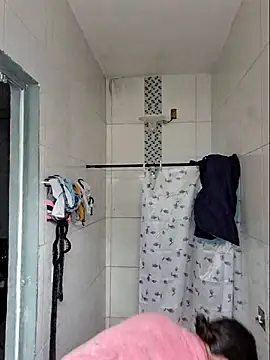 luuhcat09 online show from 25, 2, 2026