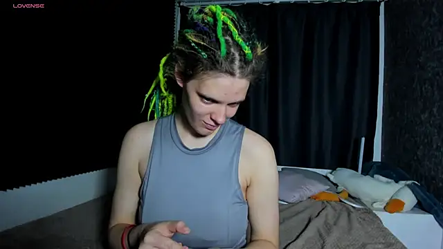 KIKI Krash online show from 16, 10, 2025