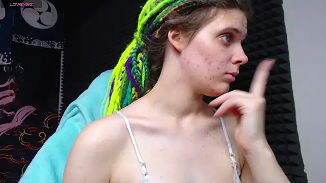 KIKI Krash online show from 11, 11, 2025