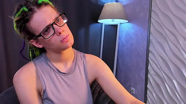 KIKI Krash online show from 20, 9, 2025