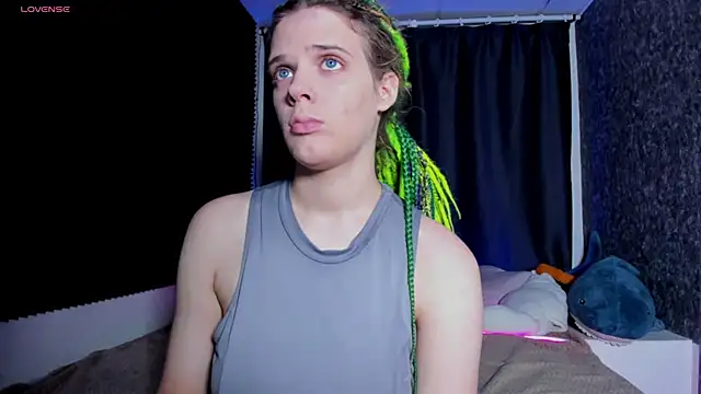 KIKI Krash online show from 25, 10, 2025