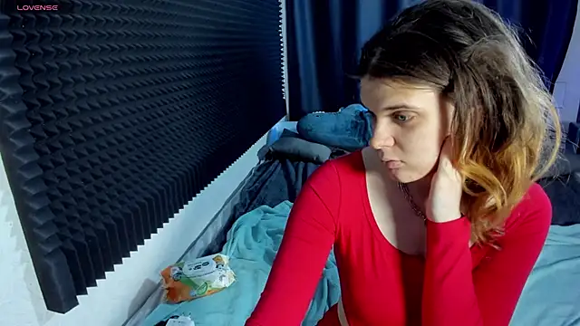 Snapshot of KIKI_Krash chatting on 26, 2, 2026 KIKI Krash online show from 26, 2, 2026