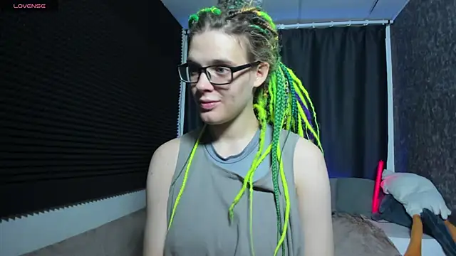 KIKI Krash online show from 27, 9, 2025