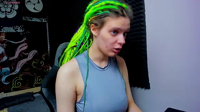 KIKI Krash online show from 13, 10, 2025