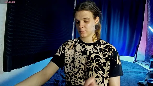 KIKI Krash online show from 7, 3, 2026