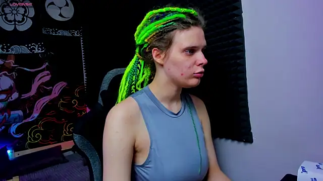 KIKI Krash online show from 12, 10, 2025