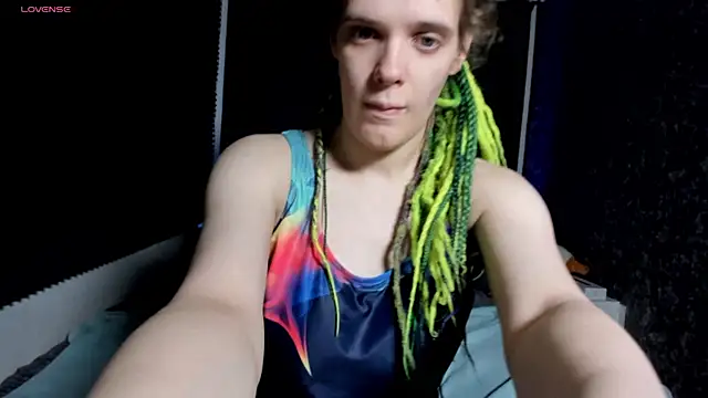 KIKI Krash online show from 7, 1, 2026