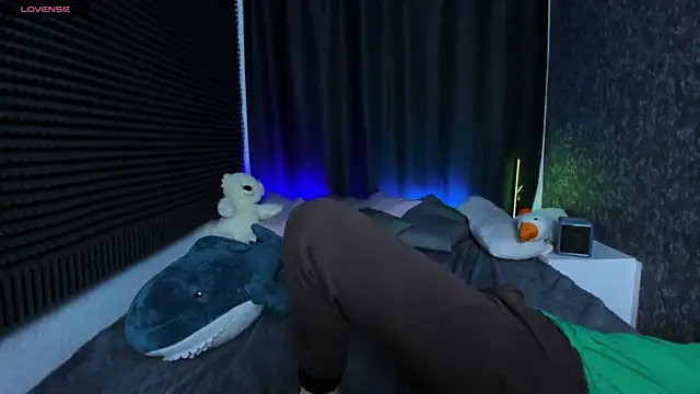 KIKI Krash online show from 14, 3, 2025