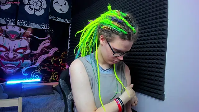 KIKI Krash online show from 30, 9, 2025