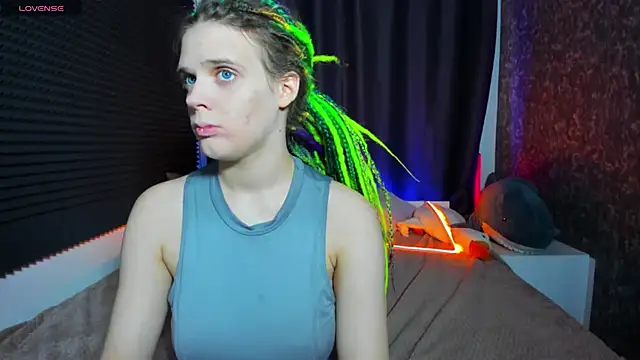 KIKI Krash online show from 19, 10, 2025