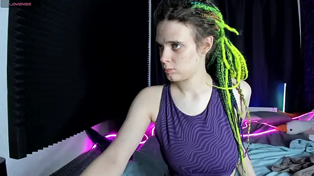 KIKI Krash online show from 20, 12, 2025