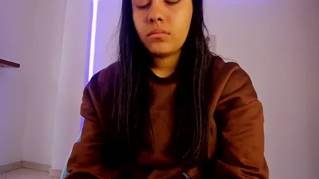 anniesweet- online show from 19, 5, 2026