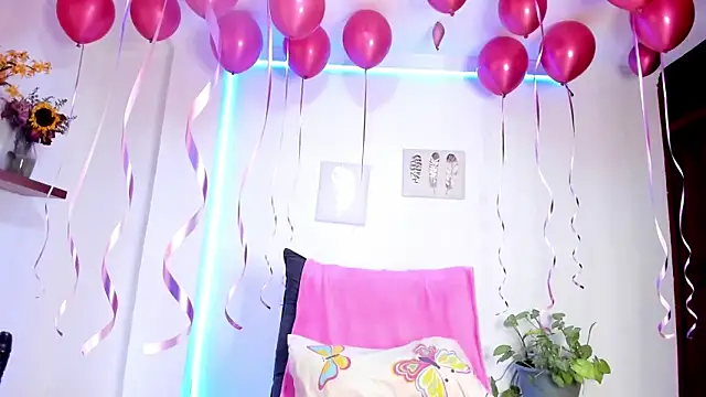 anniesweet- online show from 17, 10, 2025