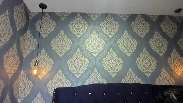 Sofiacowperx online show from 10, 9, 2025