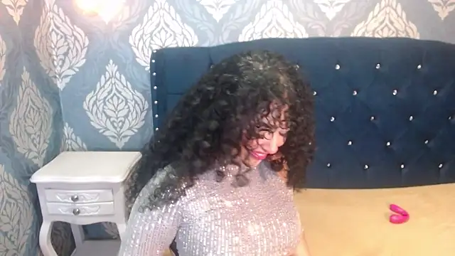 Sofiacowperx online show from 14, 11, 2025