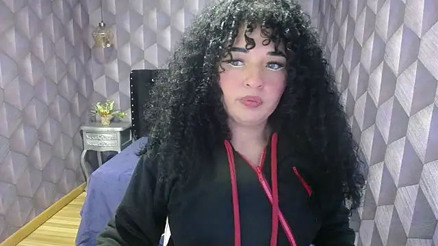 Sofiacowperx online show from 2, 3, 2025