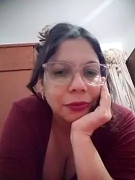 Snapshot of Carliina_Soussa chatting on 3, 6, 2026 Carliina Soussa online show from 3, 6, 2026