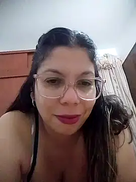 Carliina Soussa online show from 9, 4, 2026